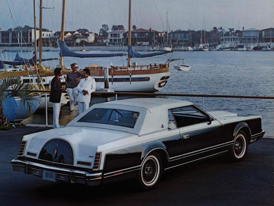  Lincoln Continental Mark V Bill Blass Edition 1979 года  (фото 5 из 5)
